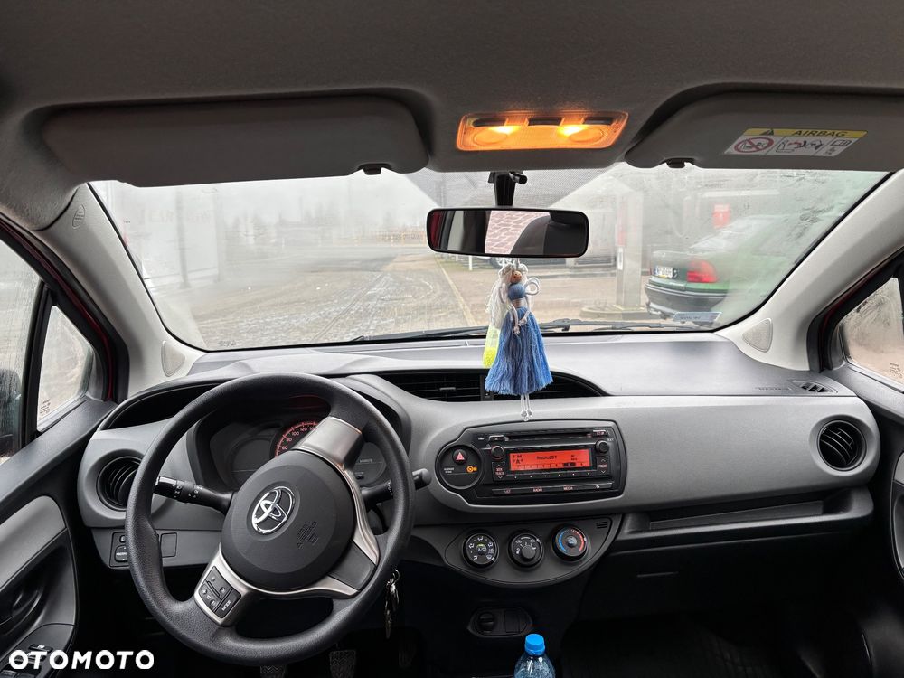Toyota Yaris 1.0 VVT-i - 6