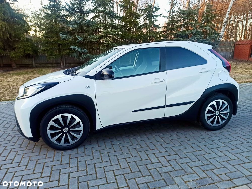 Toyota Aygo X 1.0 VVT-i Executive - 4