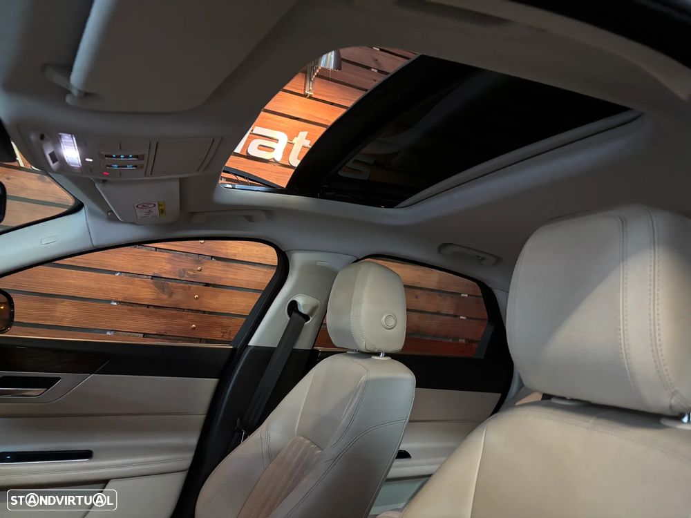 Jaguar XF 2.0 D Prestige Aut. - 10