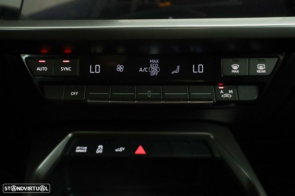 Audi A3 Sportback 45 TFSIe S line - 13