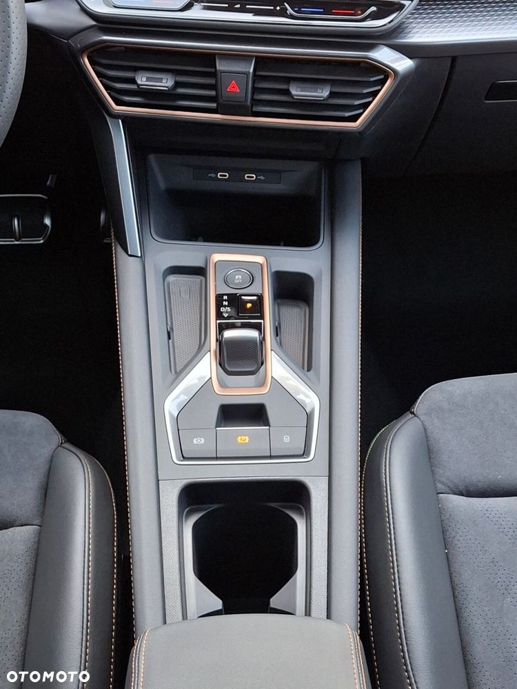 Cupra Formentor 2.5 TSI 4Drive VZ5 DSG - 33