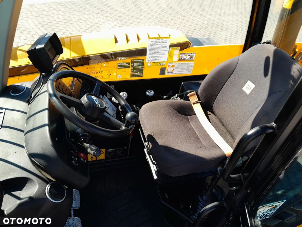 JCB 540-140 2022r - 25
