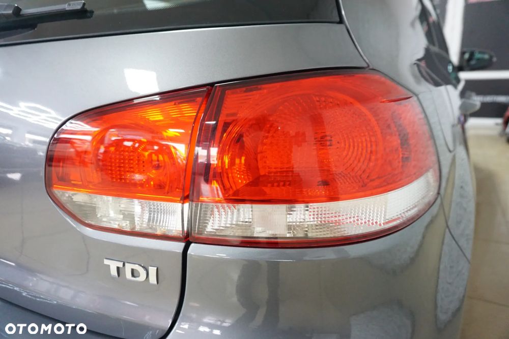 Volkswagen Golf 1.6 TDI DPF DSG Comfortline - 19