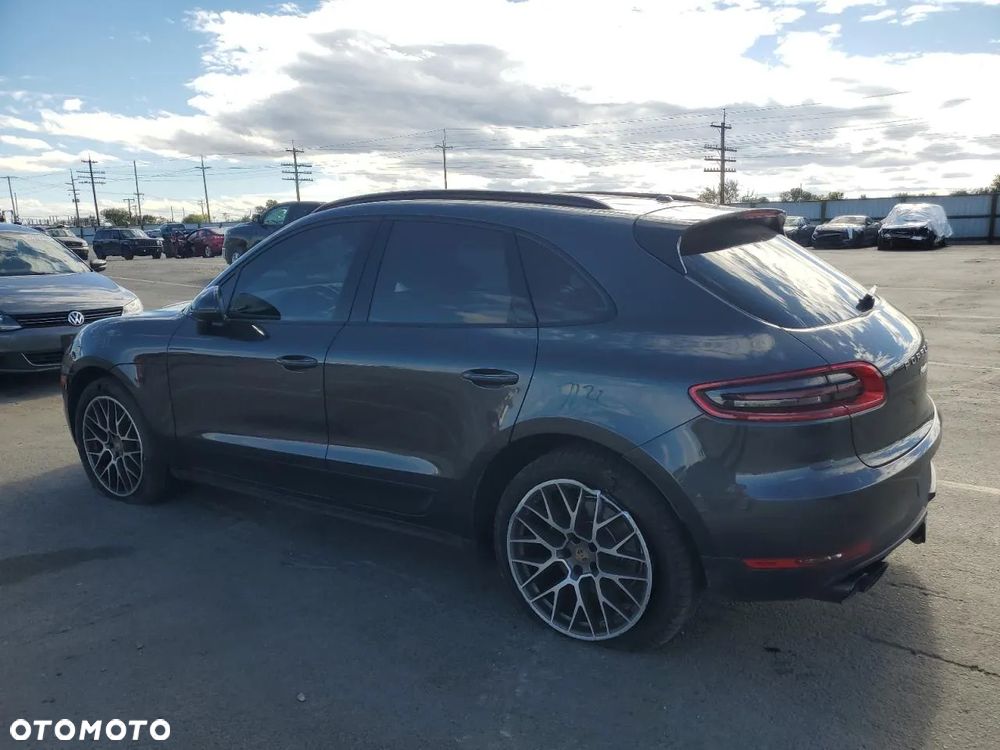 Porsche Macan Standard - 3