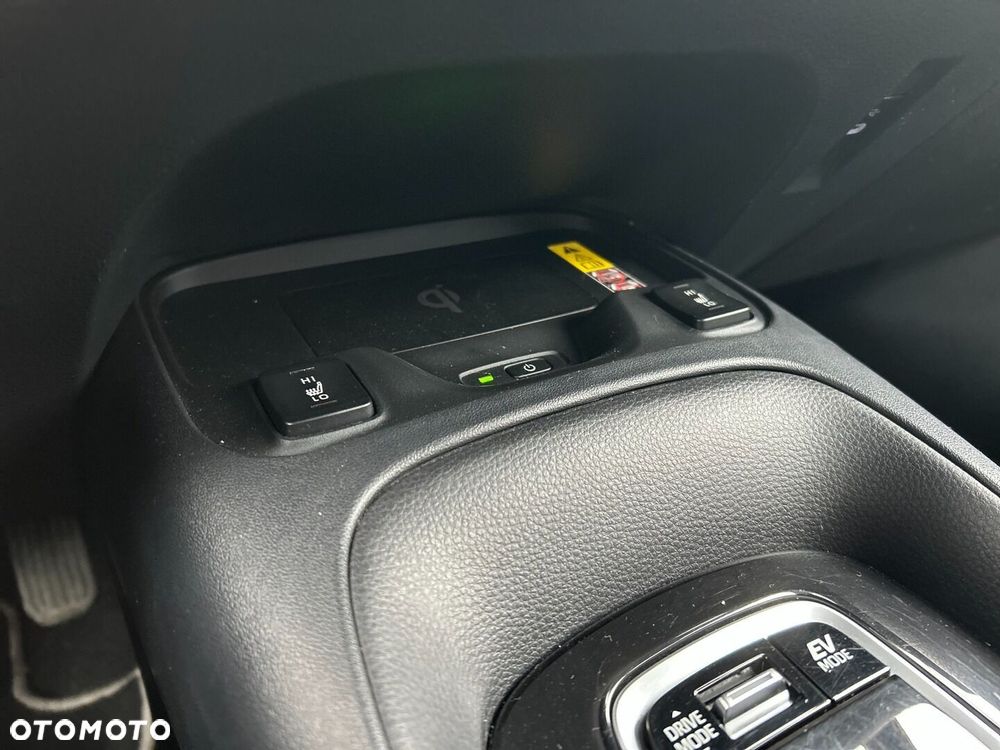 Toyota Corolla 1.8 Hybrid Comfort - 19