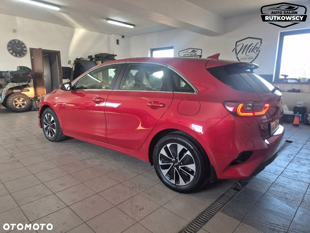 Kia Ceed 1.5 T-GDI M - 8