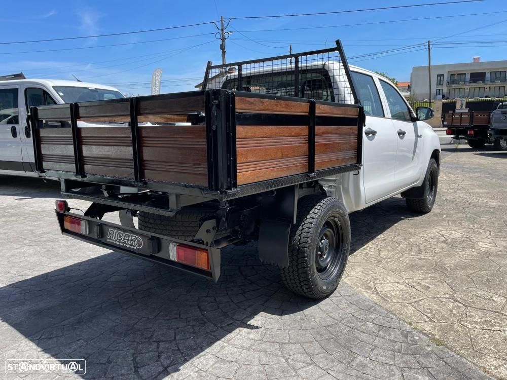 Toyota Hilux HILUX VIII 2.4 D (150CV) - 5