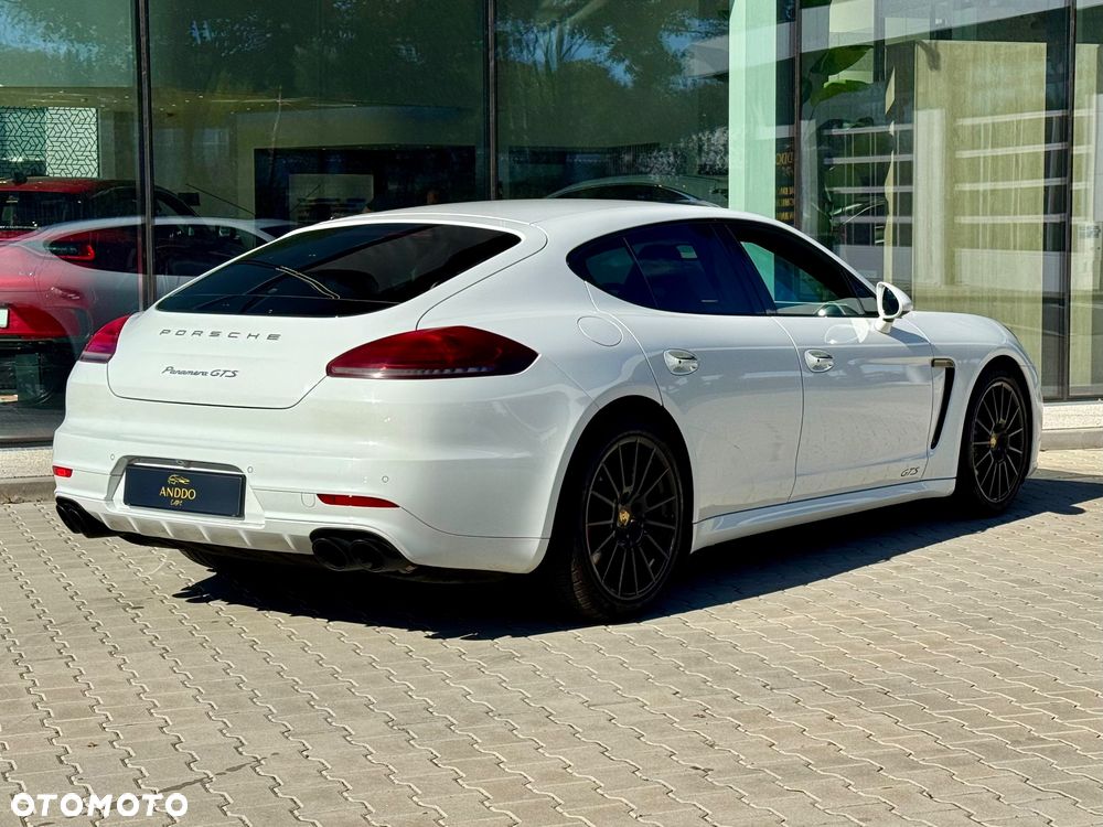 Porsche Panamera GTS - 8
