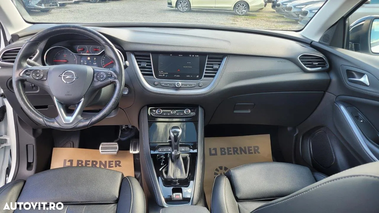 Opel Grandland X - 18