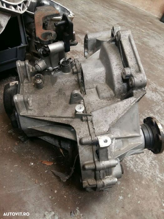 Cutie de viteze manuala VW Touran; 2.0 SDI; LBT; 5 trepte - 1