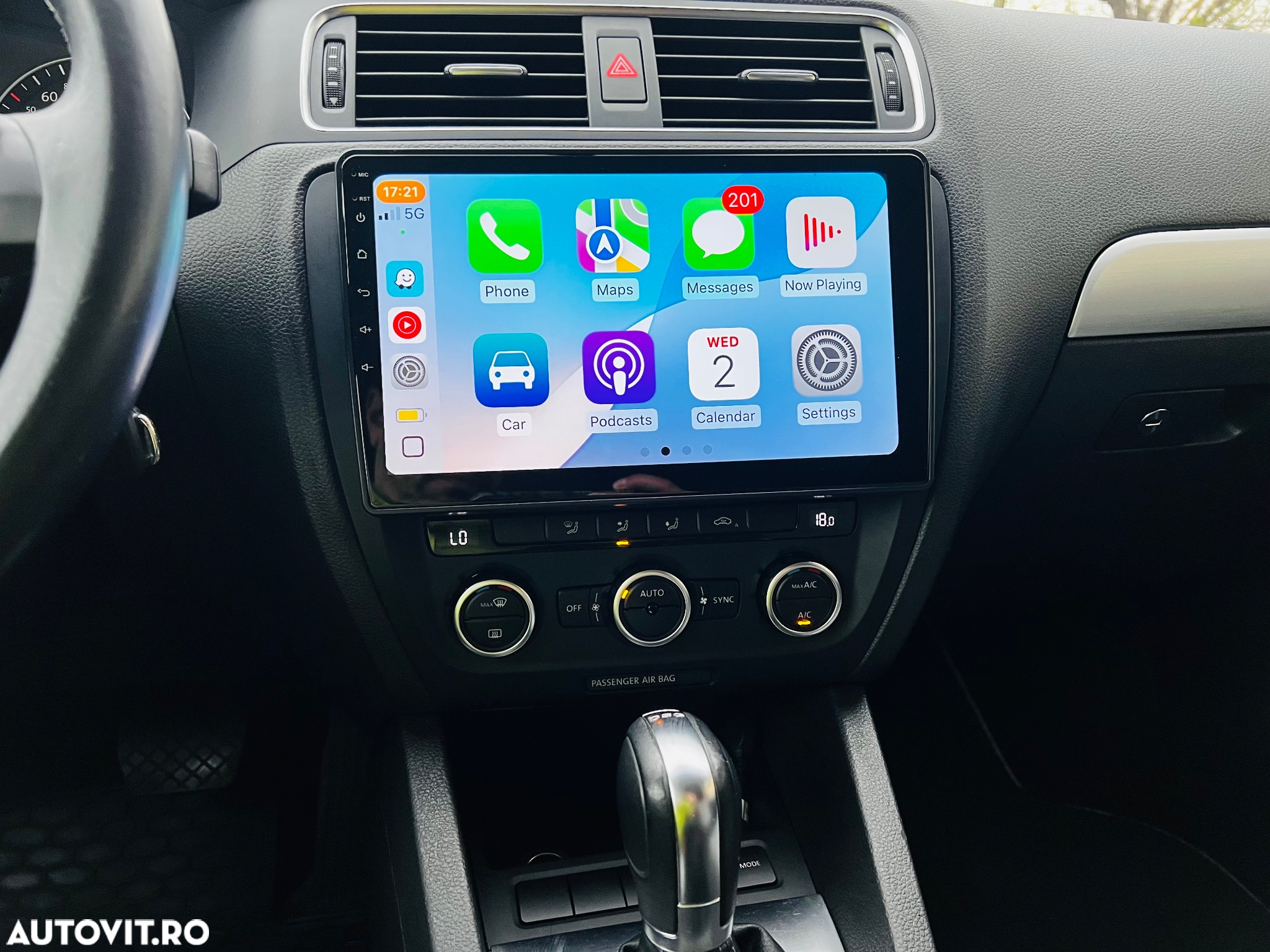 Volkswagen Jetta 1.4 Hybrid DSG Comfortline - 10