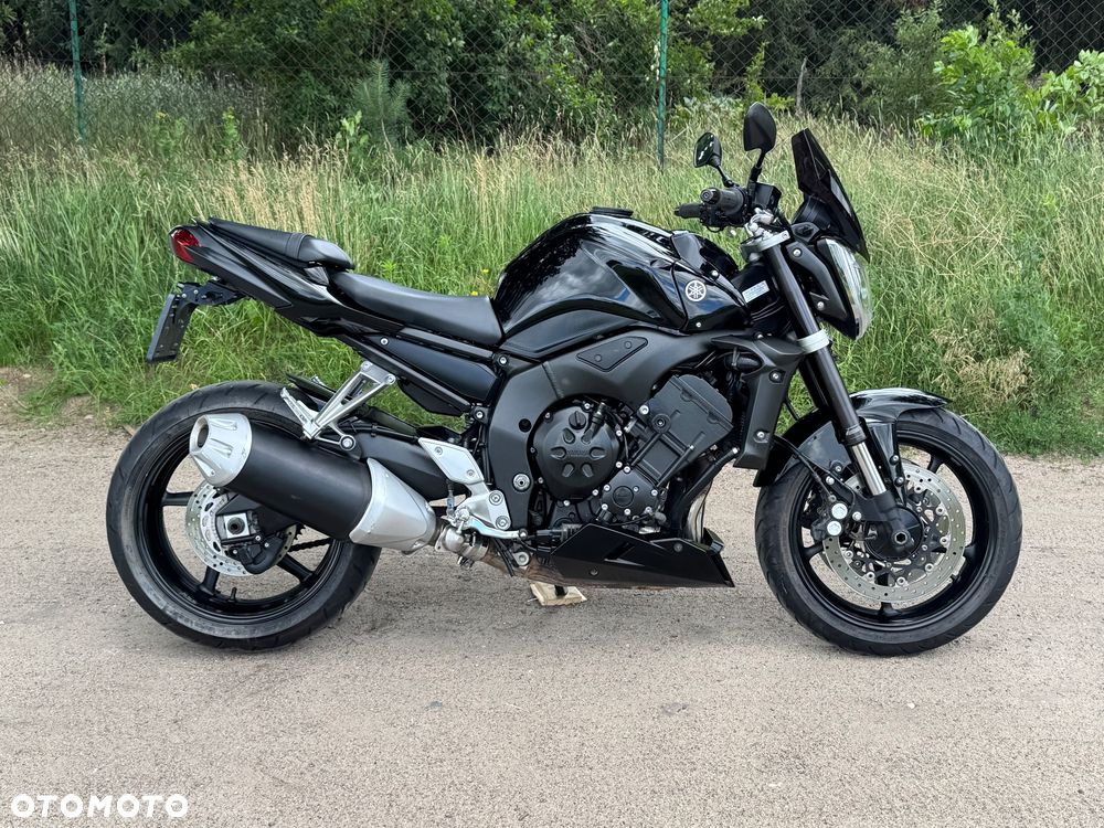 Yamaha FZ - 2