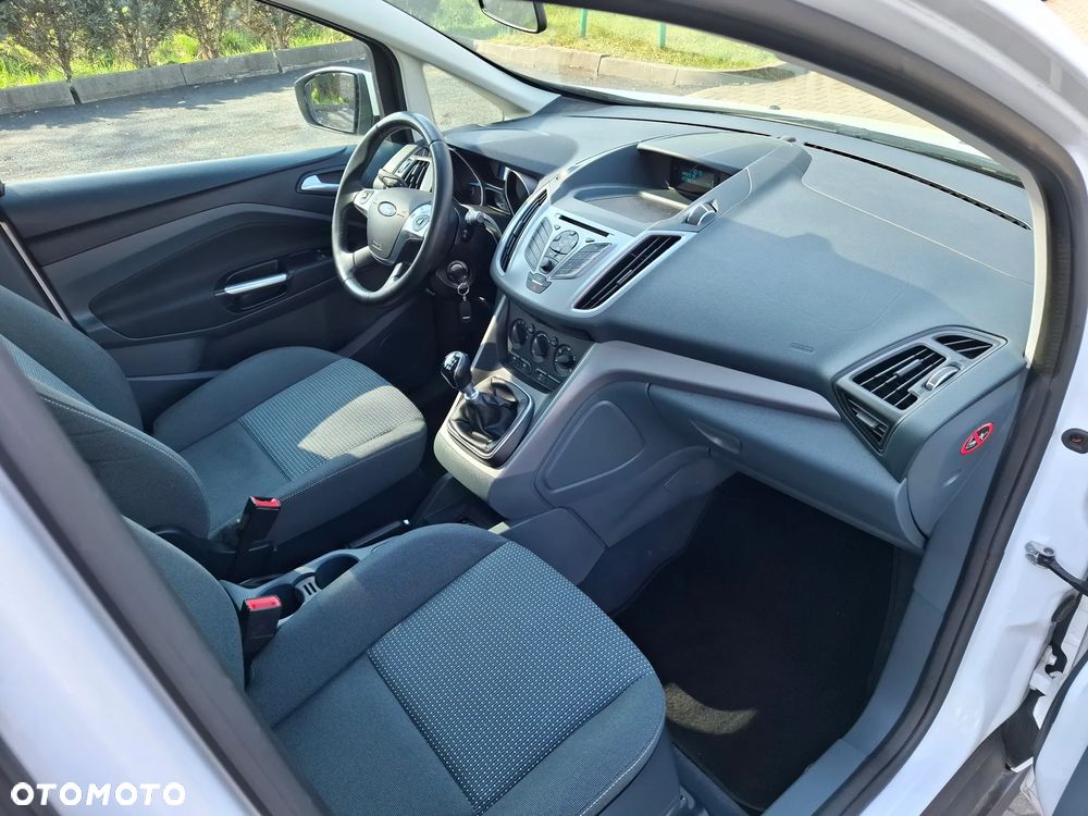 Ford C-MAX - 17