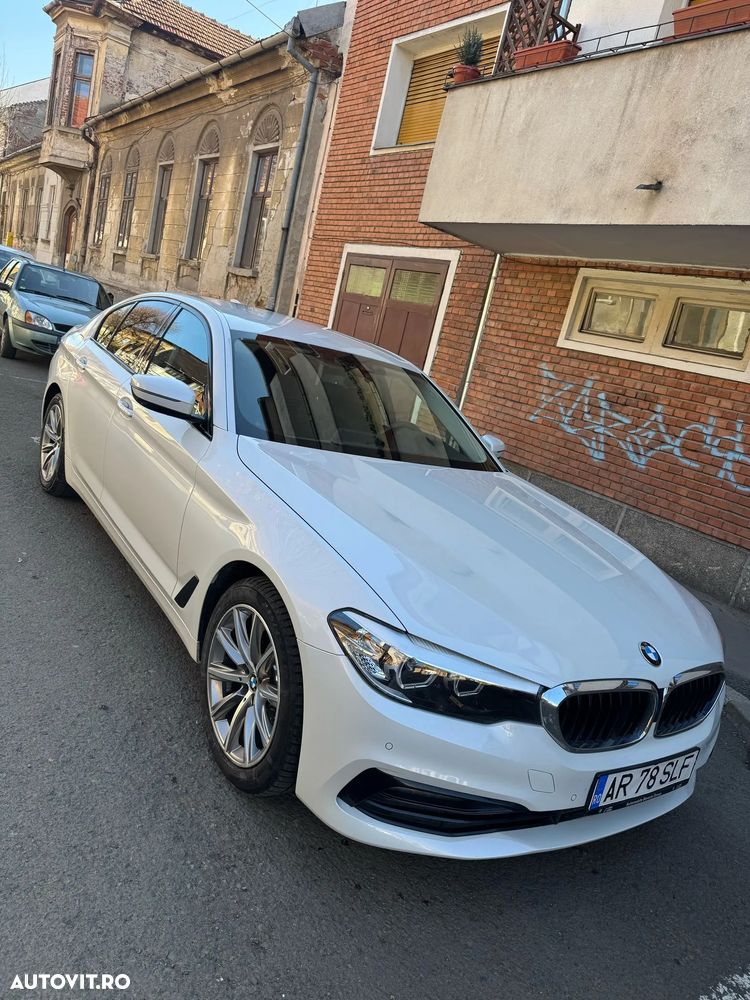 BMW Seria 5 520i AT - 1