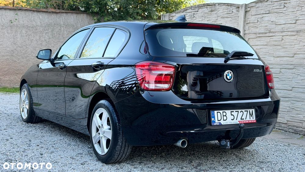 BMW Seria 1 - 14