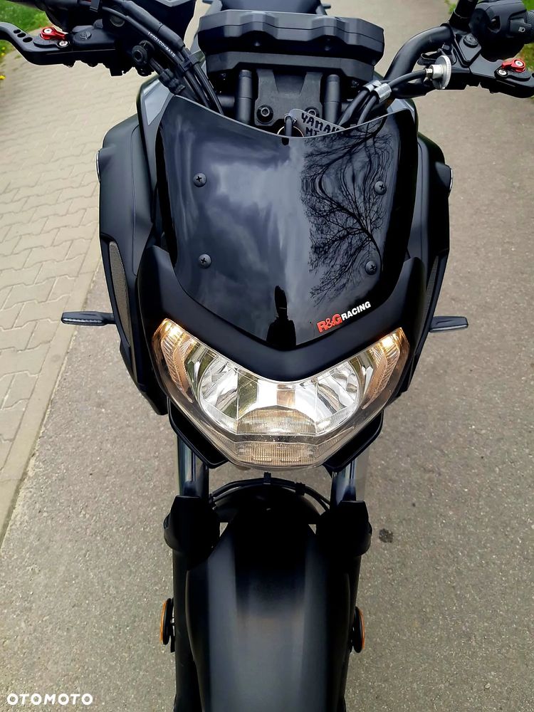 Yamaha MT - 17