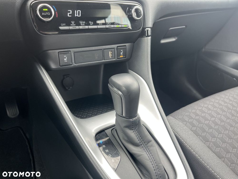 Toyota Yaris Hybrid 1.5 Comfort - 17