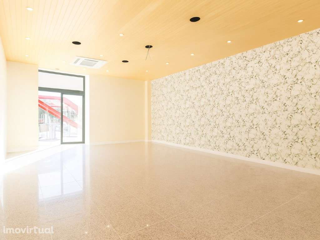 Loja Centro Cívico Carnaxide RC - Grande imagem: 2/4