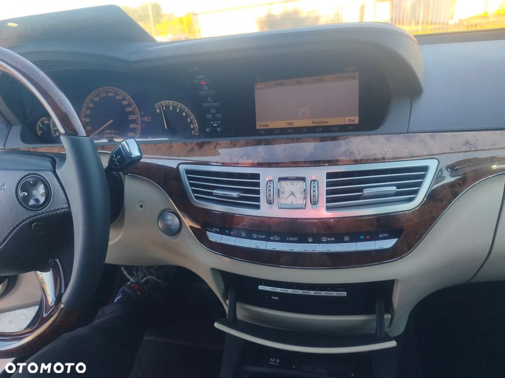 Mercedes-Benz Klasa S 350 7G-TRONIC - 31