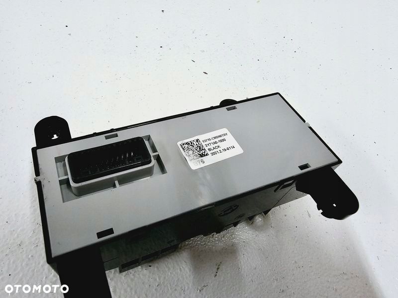 HYUNDAI KONA 1 I PANEL PRZEŁĄCZNIK 3Y71A0-1000 93710-CMBN0TRY - 2