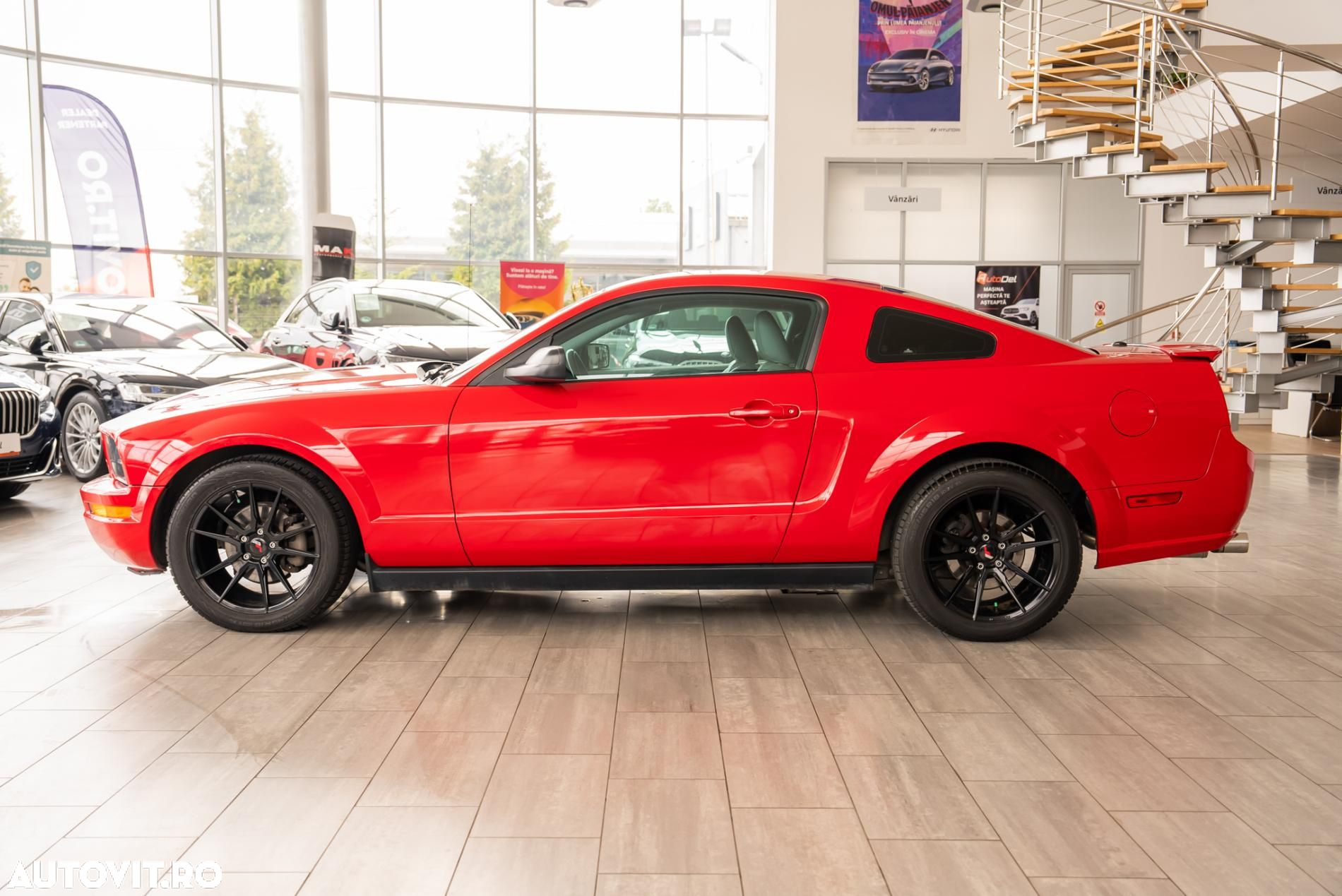 Ford Mustang - 10