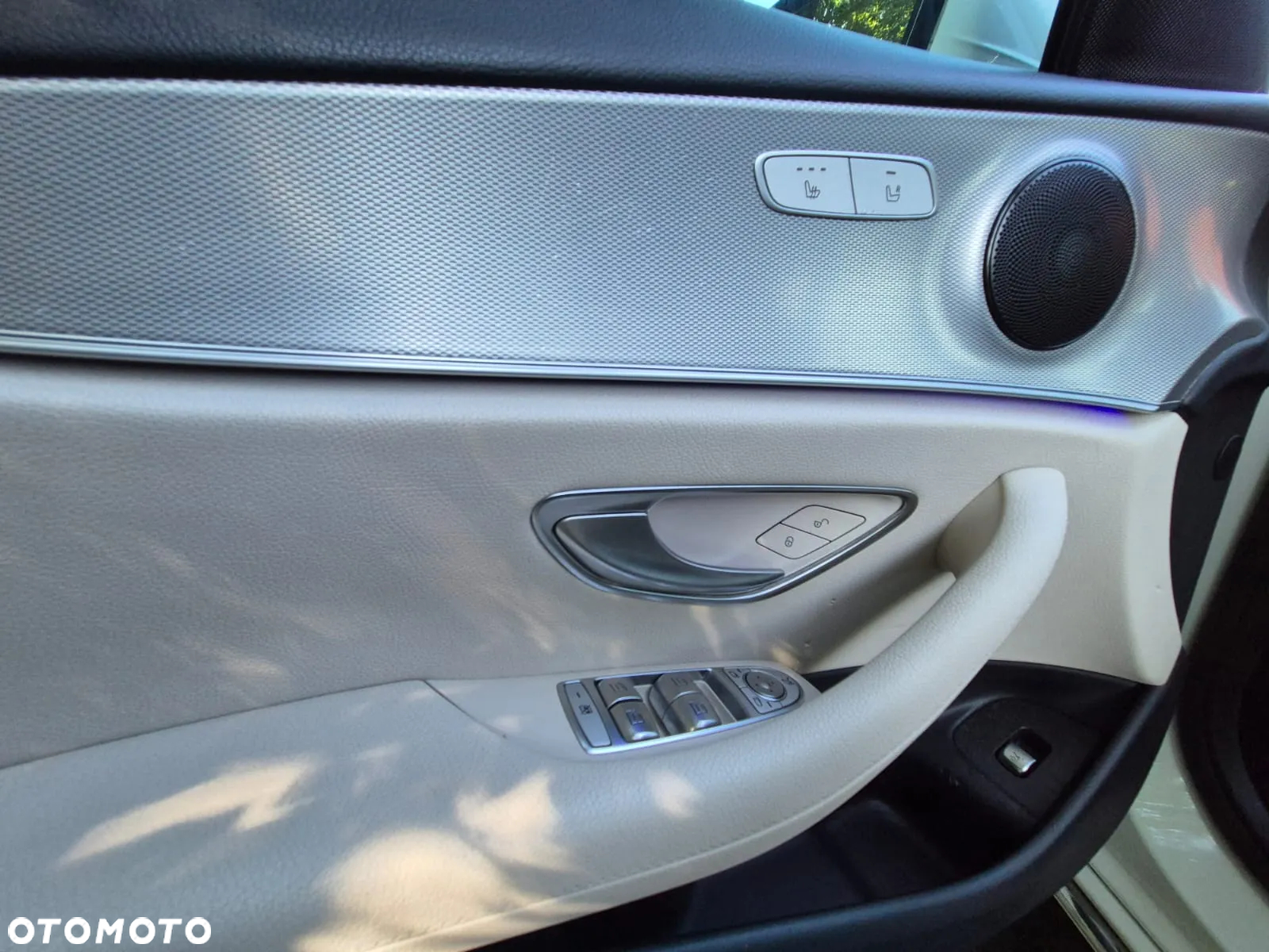 Mercedes-Benz Klasa E 220 d Business Edition 9G-TRONIC - 29
