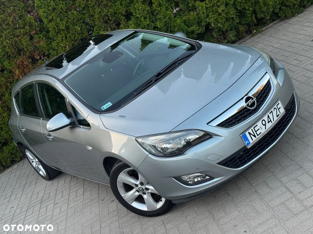 Opel Astra 1.6 Design Edition - 30