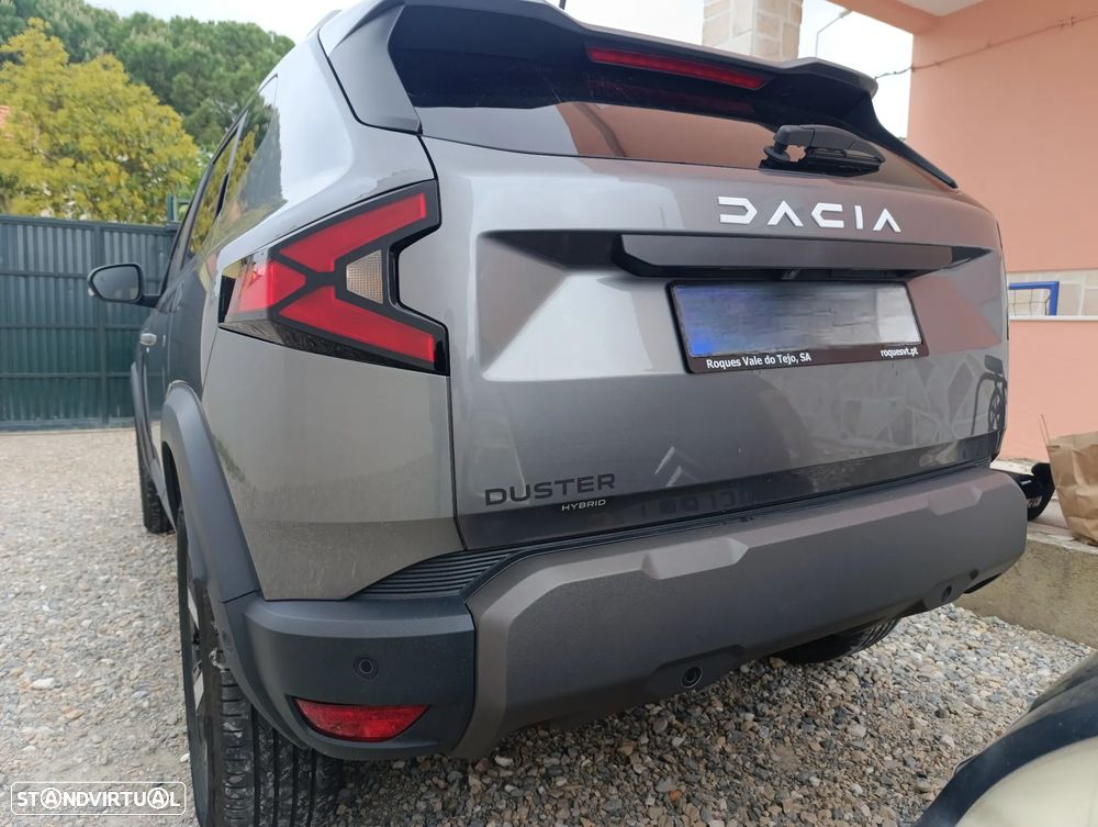 Dacia Duster 1.6 Hybrid Journey - 3