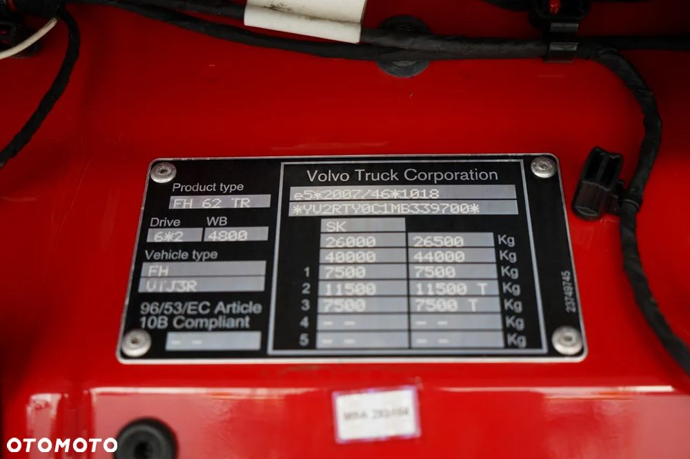 Volvo FH 460 / ZESTAW TANDEM / 120 M3 / PRZEJAZDOWY / KLIMA POSTOJOWA / PO ZŁOTYM KONTRAKCIE / 2021 ROK / - 36