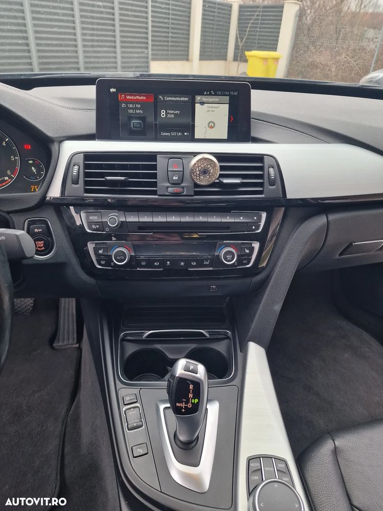 BMW Seria 3 320d xDrive AT - 23