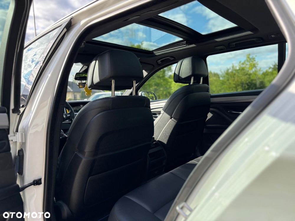 BMW Seria 5 520d M Sport - 21