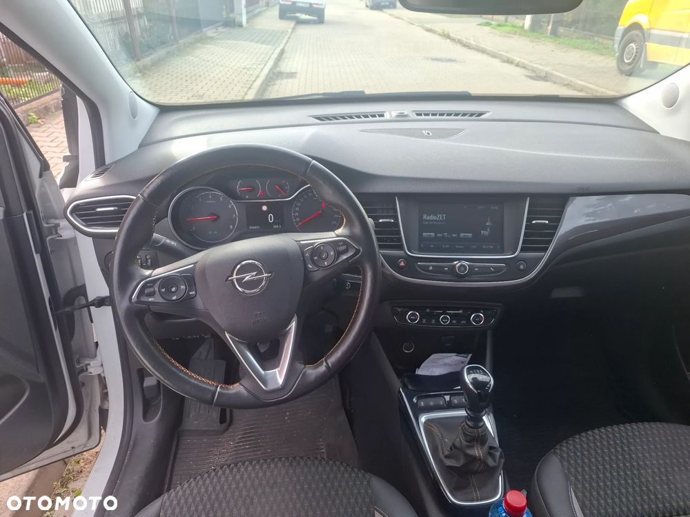 Opel Crossland X - 11