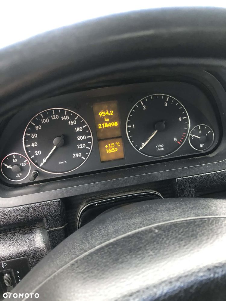 Mercedes-Benz Klasa A 180 CDI Avantgarde DPF - 5