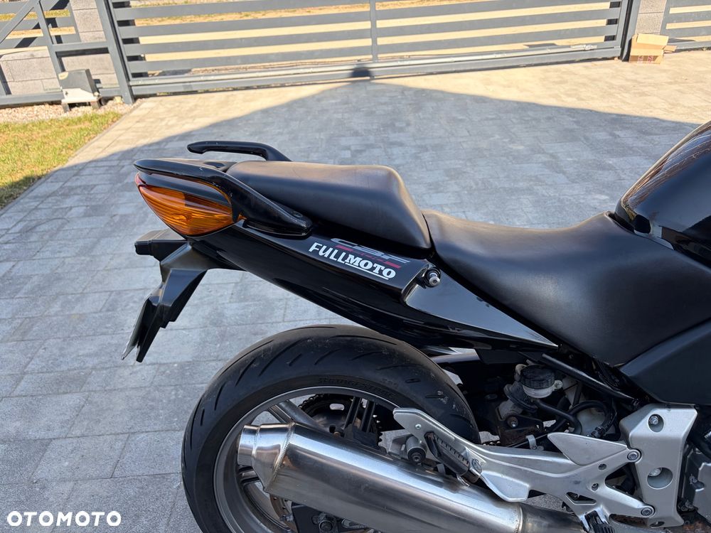 Honda CBF - 10