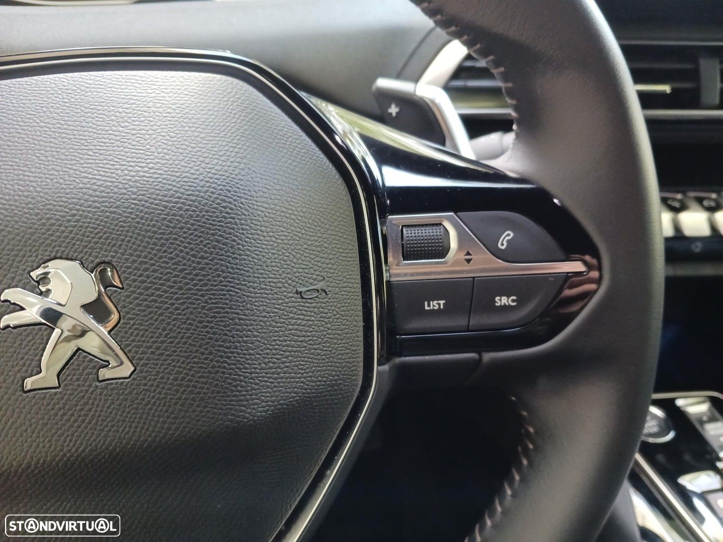 Peugeot 3008 1.5 BlueHDi Allure Pack EAT8 - 26