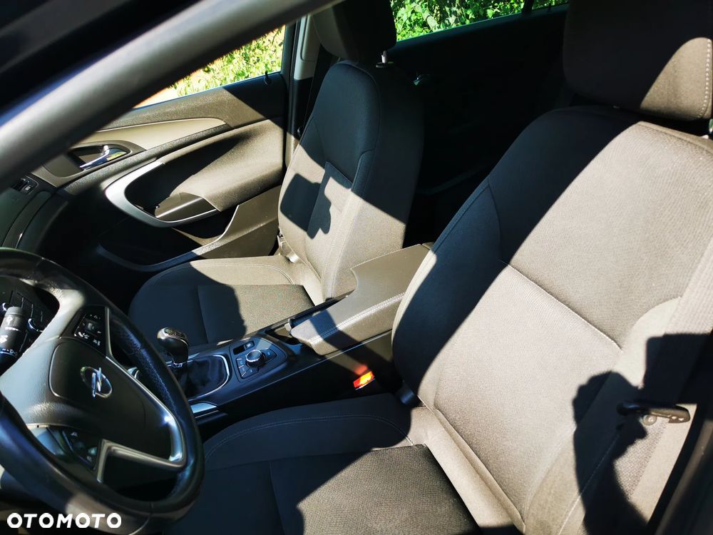 Opel Insignia - 13