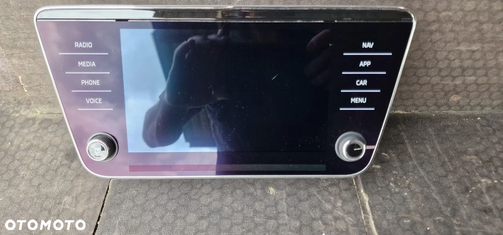 WYŚWIETLACZ EKRAN SKODA Superb III 3V0919605D - 4