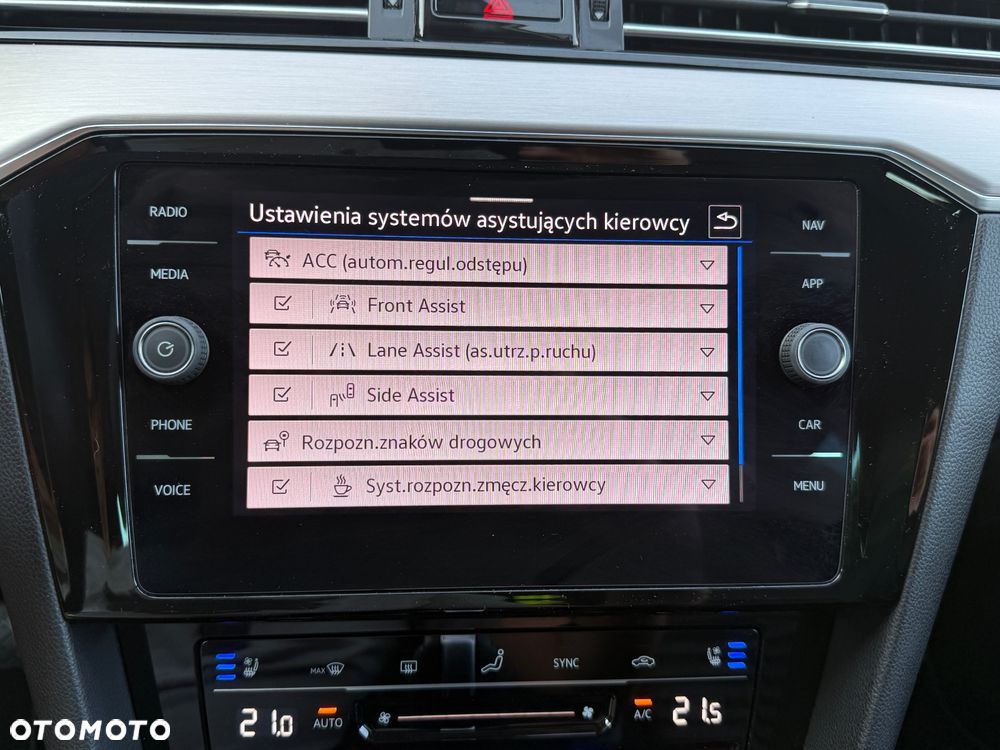 Volkswagen Passat 2.0 TSI Elegance DSG - 20