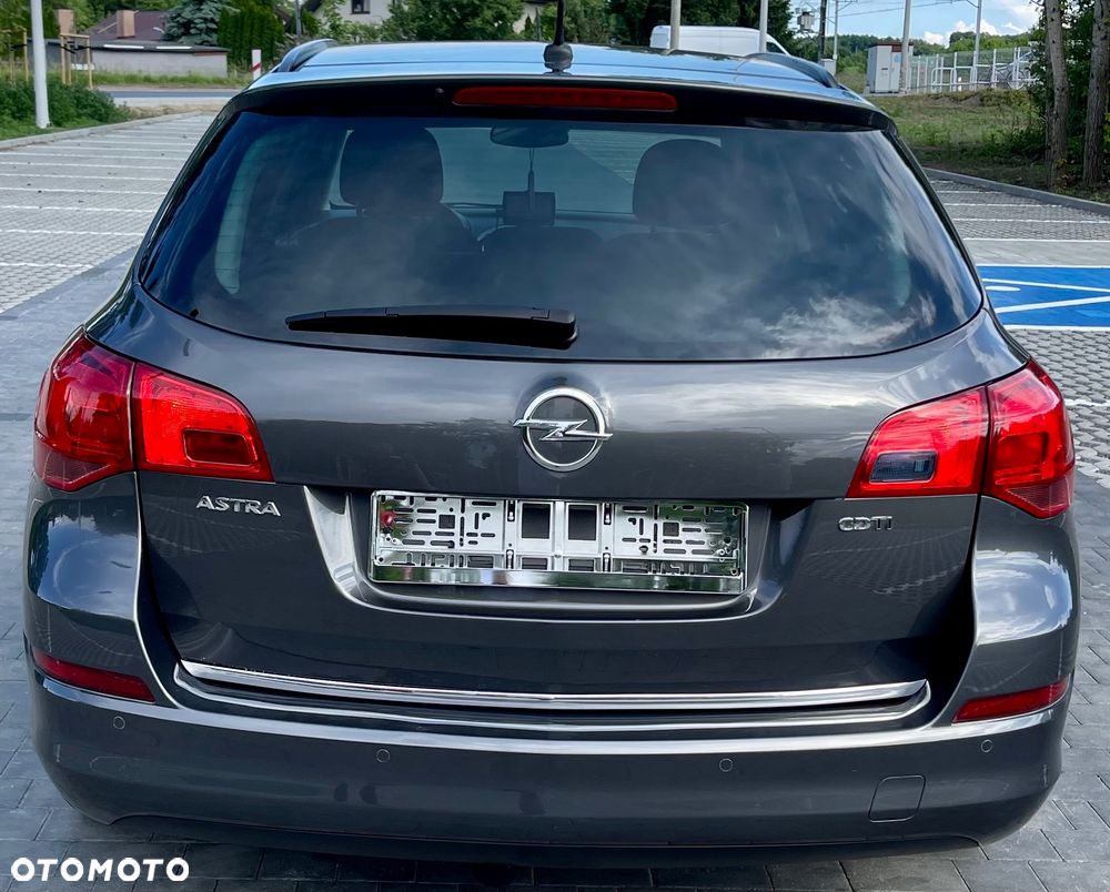 Opel Astra 1.7 CDTI DPF Cosmo - 10