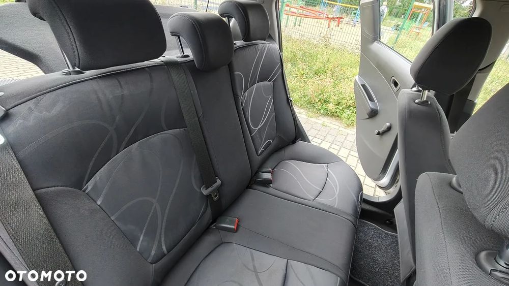 Chevrolet Spark 1.0 LS - 20