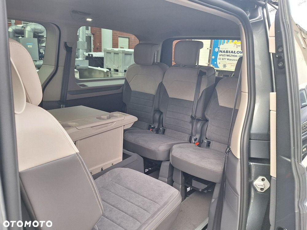 Volkswagen Multivan - 18