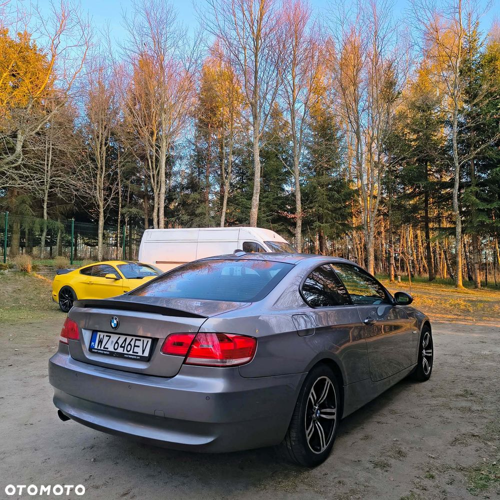 BMW Seria 3 320d - 5