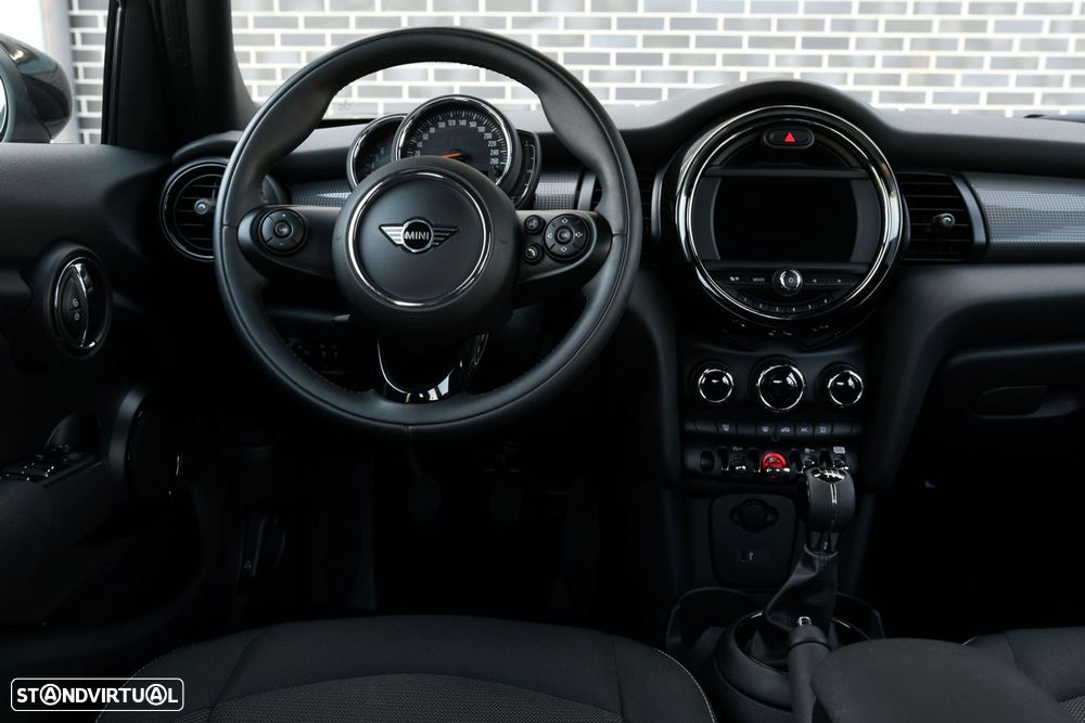 MINI 5 Portas Cooper Sport Edition - 25