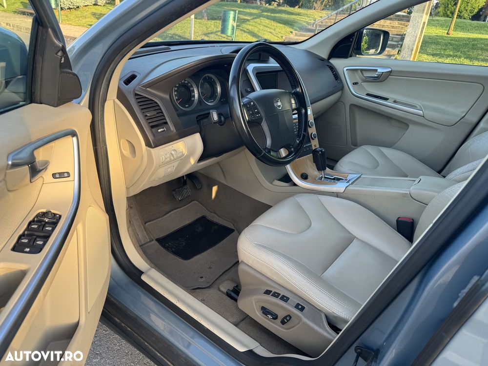 Volvo XC 60 D5 AWD Summum - 6