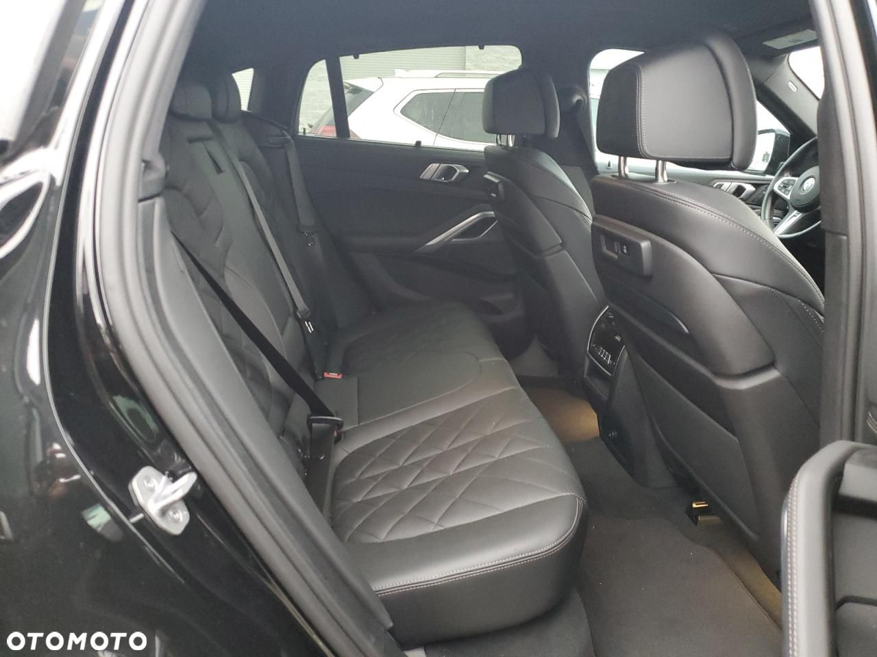 BMW X6 - 10