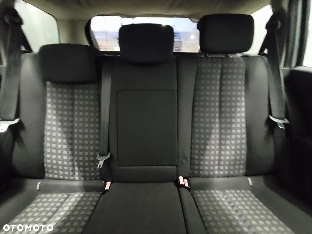 Renault Megane 1.9 dCi FAP Exception - 16