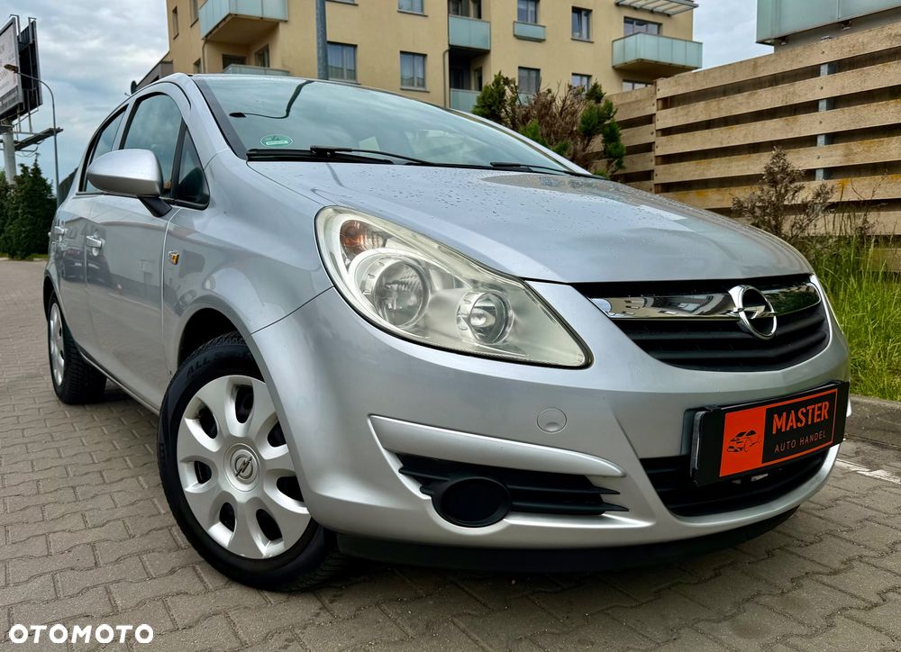 Opel Corsa 1.2 16V Innovation - 1