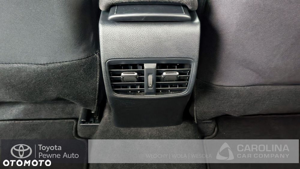 Toyota Corolla 1.8 Hybrid Comfort - 17