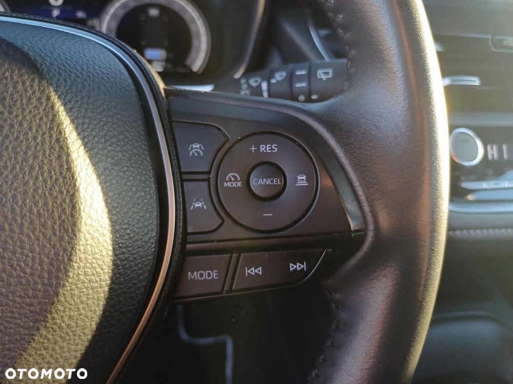 Toyota Corolla 1.8 Hybrid Comfort - 18