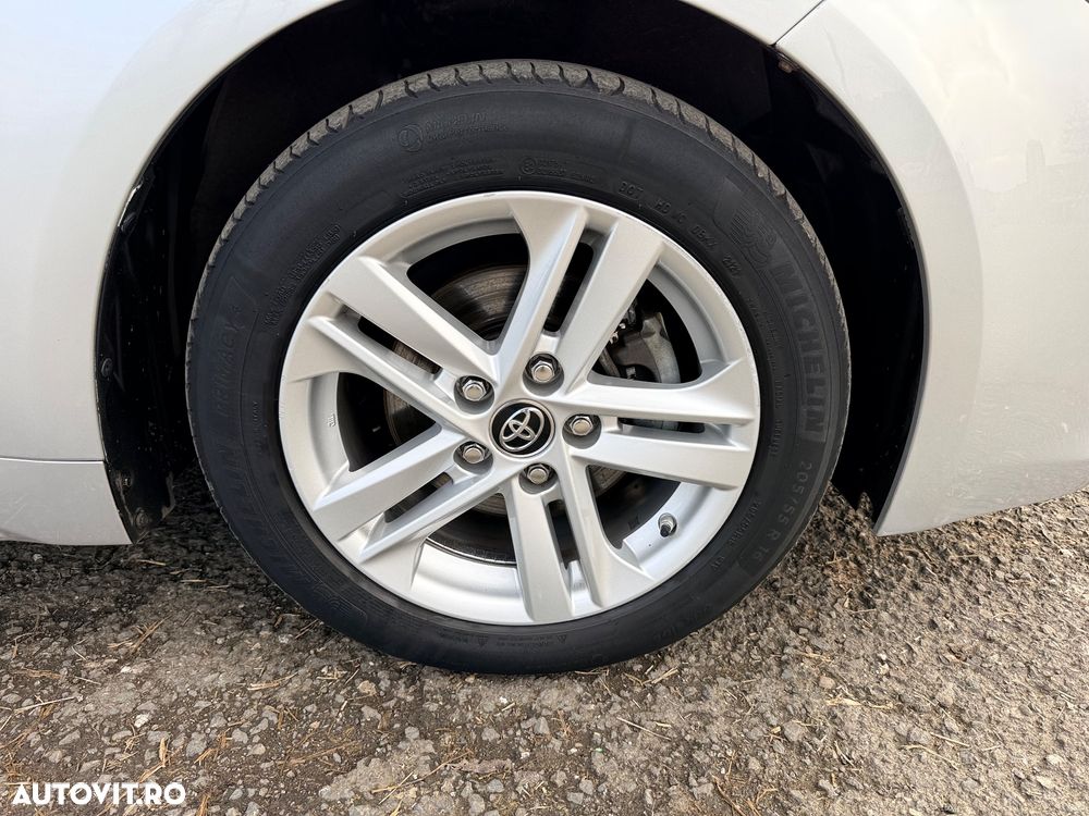 Toyota Corolla 1.8 HSD Dynamic - 10